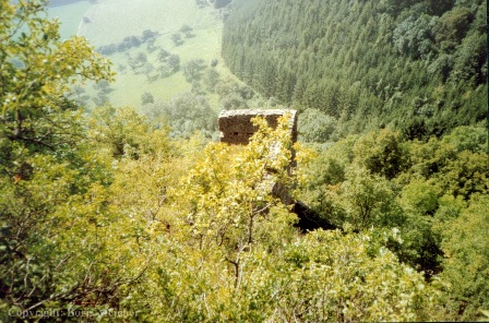 Blick auf einen Torturm